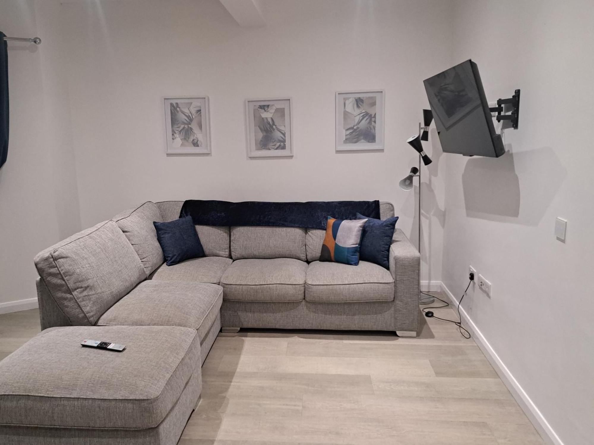 Appartement Modern With Sea Views *